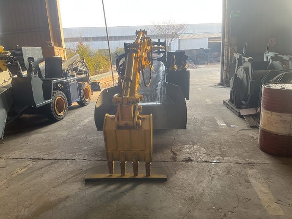 礦用挖掘式裝載機（扒渣機）