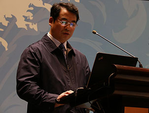 中國林產工業地板專業委員會會長 王滿