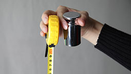 從1米2處依次墜落